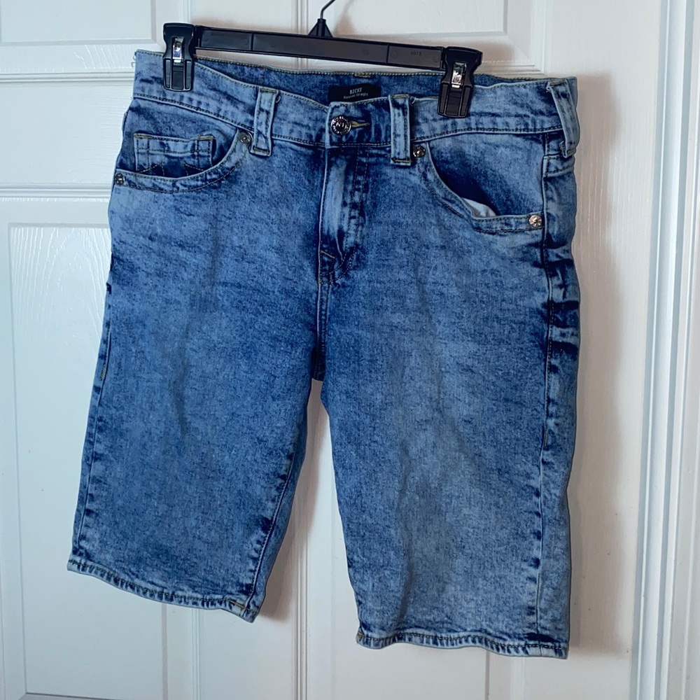 True Religion Men’s Ricky Relaxed Straight Light Blue Denim Jean Shorts Size 32